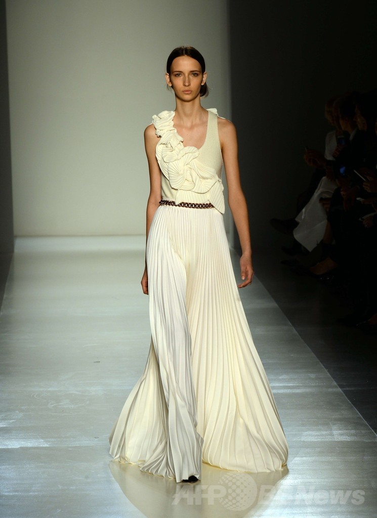 ＜14/15年秋冬NYコレクション＞ヴィクトリア ベッカム