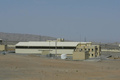 イランの首都テヘラン（Tehran）から南方270キロのナタンツ（Natanz）にある核関連施設の外観（2005年3月30日撮影、資料写真）。(c)AFP/HENGHAMEH FAHIMI