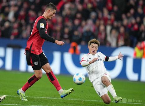 シック4Gのレバークーゼン、大勝でバイエルン追走 写真5枚 国際