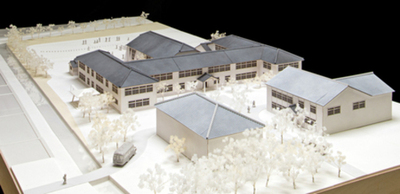 卒業生の記憶からよみがえる、かつての学び舎　旧・野々市尋常高等小学校を学生が精巧に復元