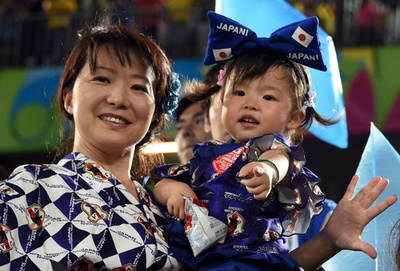 ギリシャ戦で声援送る日本のサポーター