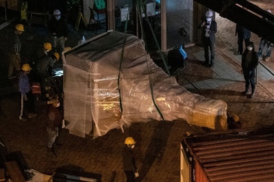 香港大、天安門追悼像を構内から撤去