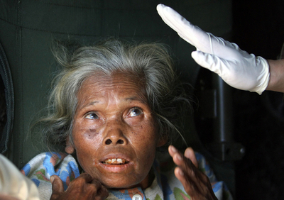 ＜ジャワ島中部地震＞死者5400人を超える - インドネシア