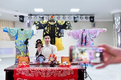 中国で京劇人気が復活の動き ショート動画やライブ配信で若者が注目