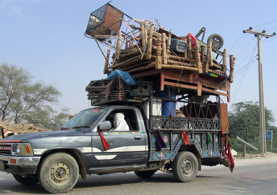 南ワジリスタンの掃討作戦で武装勢力60人死亡、パキスタン