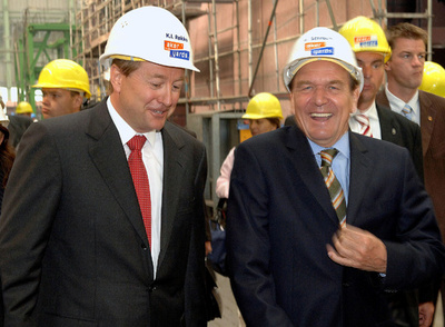 ノルウェーの富豪、調査船建造に寄付へ プラスチックごみ対策