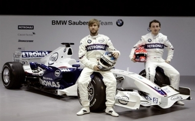 BMWザウバー ハイドフェルドとクビサの契約延長を発表