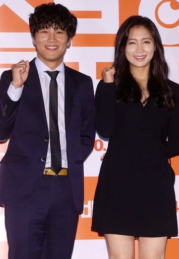 映画『スロービデオ』試写会、豪華ゲストも登場