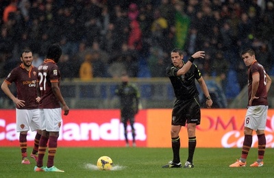 ASローマ対パルマ、豪雨で順延