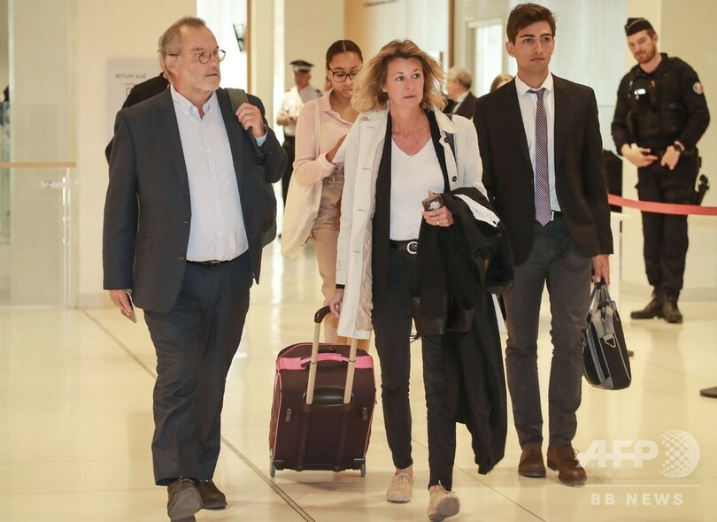 減量薬で500人死亡か、仏製薬大手と薬事当局の刑事裁判開始