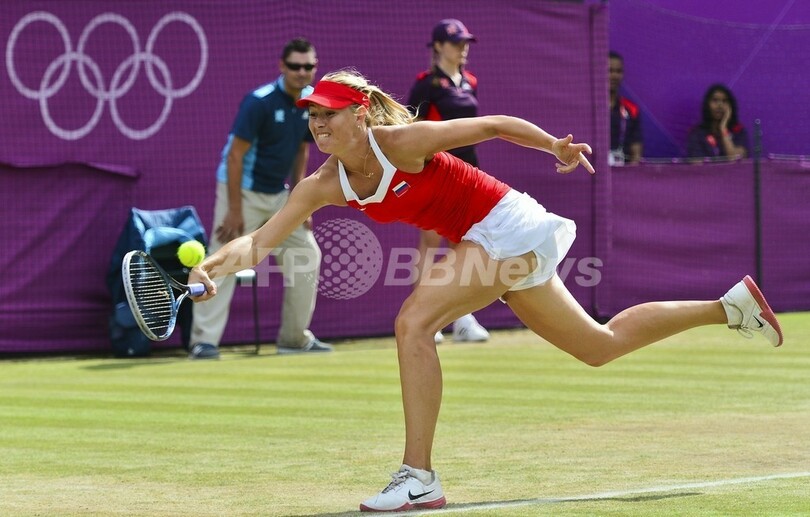 シャラポワ、キリレンコを破り女子シングルス決勝へ