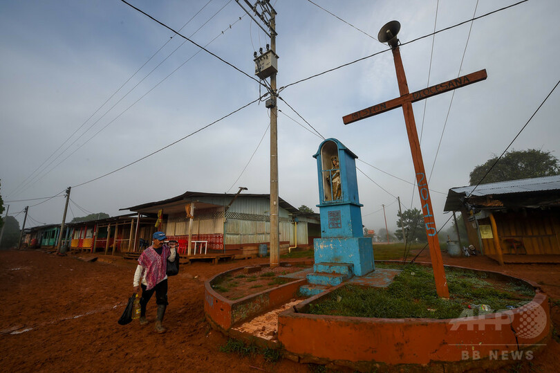 「コカインペースト」が現金代わりに、コロンビアの小さな村