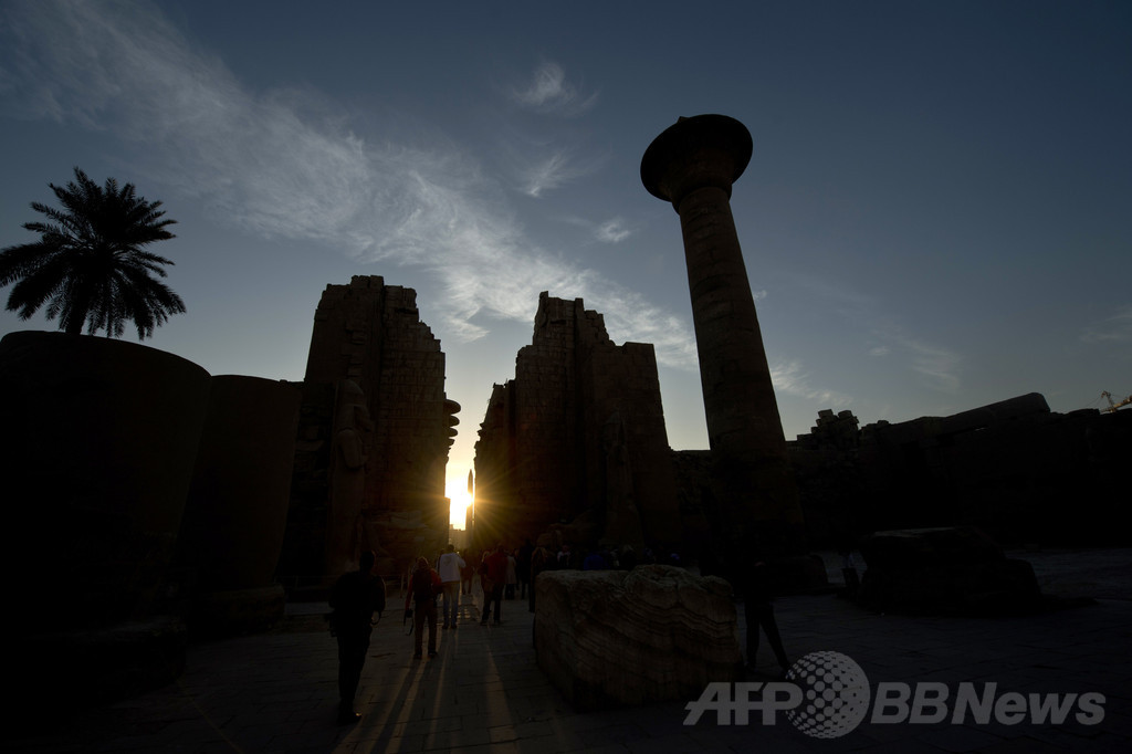 エジプト・王家の谷で共同墓地発見、ミイラ約50体 エジプト・王家の谷で共同墓地発見、ミイラ約50体