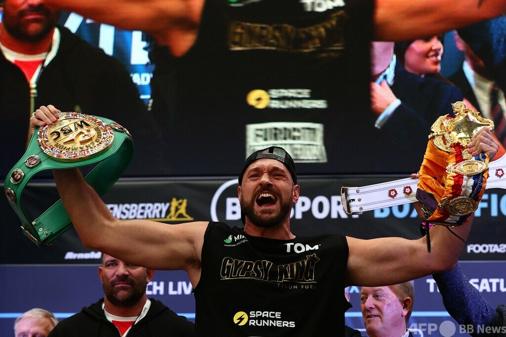 フューリー、前日計量で挑戦者ホワイトを5キロ超え 写真5枚 国際ニュース：AFPBB News