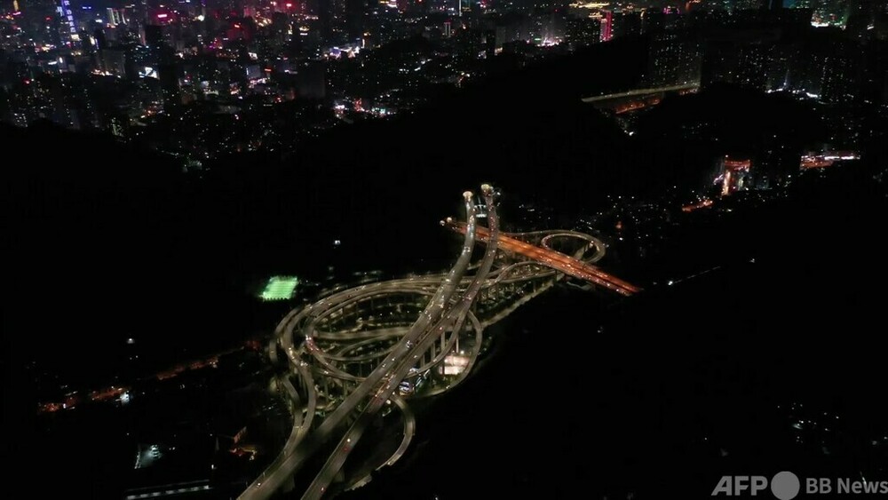 動画:巨大インターチェンジ、複雑な形状が話題に 中国・貴陽市 写真1枚 国際ニュース:AFPBB News