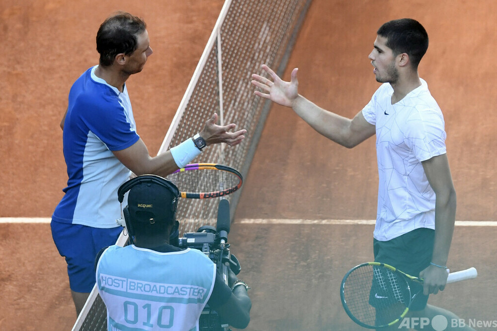 アルカラス、ナダルとダブルスでパリ五輪出場が「夢」 写真1枚 国際