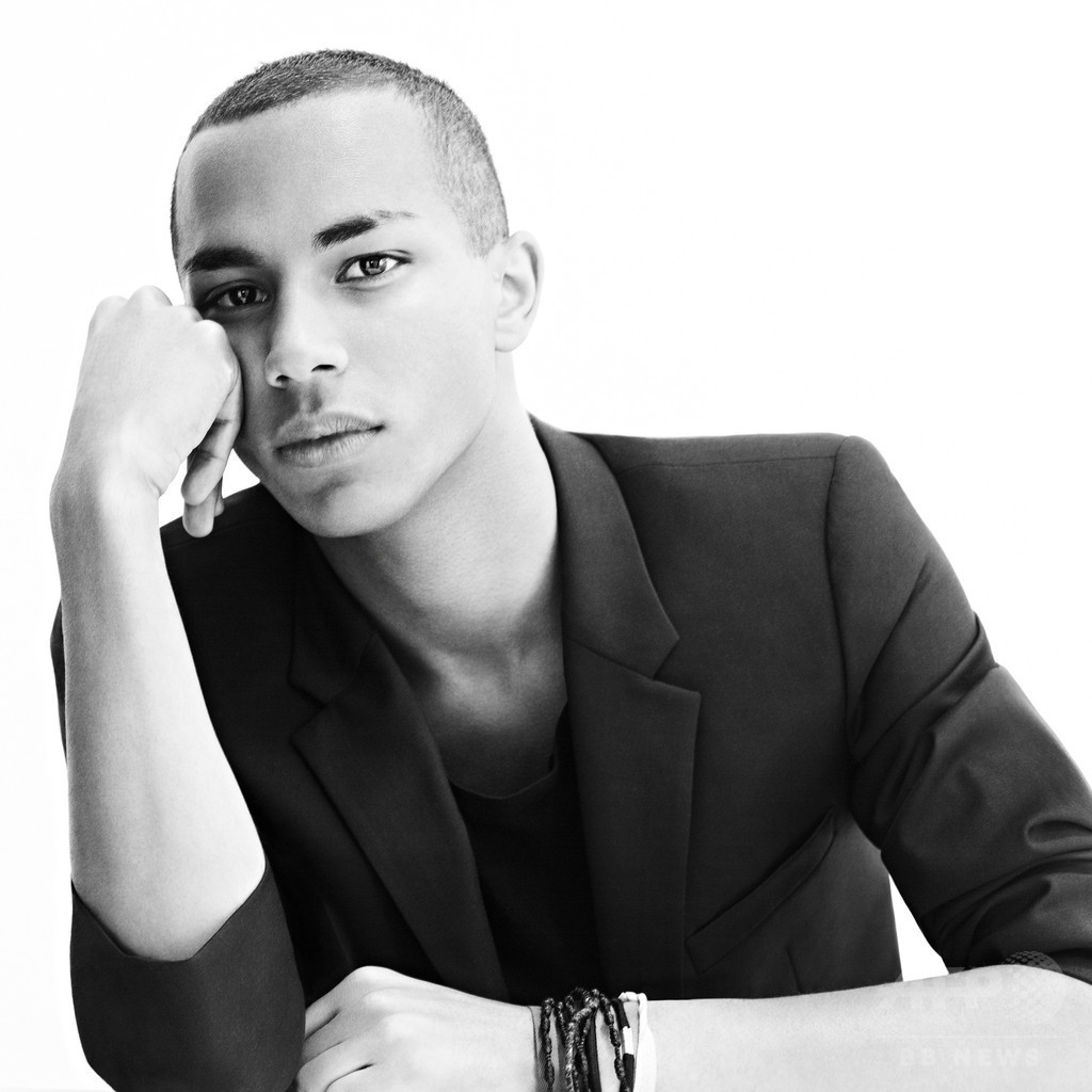 「Balmain x H&M」11月5日発売へ、SNSであらたな取り組みも