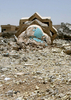 2007年6月15日、南部バスラ（Basra）近郊のAl-Zubairで、破壊されたスンニ派（Sunni）のモスク。(c)AFP