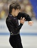 世界フィギュアスケート国別対抗戦2013（World Team Trophy Figure Skating Championship 2013）は12日、東京で2日目が行われ、男子シングル・フリースケーティング（FS）では高橋大輔（Daisuke Takahashi）が168.65点を記録し、合計249.52点で総合1位に入った。

演技に臨む無良崇人（Takahito Mura、2013年4月12日撮影）。(c)AFP/KAZUHIRO NOGI