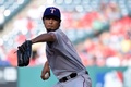 14MLB、ロサンゼルス・エンゼルス・オブ・アナハイム（Los Angeles Angels of Anaheim）対テキサス・レンジャーズ（Texas Rangers）。先発登板するテキサス・レンジャーズのダルビッシュ有（Yu Darvish、2014年6月22日撮影）。(c)AFP/Getty Images/Lisa Blumenfeld