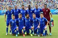 サッカーW杯ブラジル大会（2014 World Cup）グループD、イタリア対ウルグアイ。試合前の写真撮影に臨むイタリアの選手（2014年6月24日撮影）。(c)AFP/GIUSEPPE CACACE