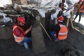 メキシコ・スンパンゴでの発掘作業（2020年9月8日撮影）。(c)RODRIGO ARANGUA / AFP