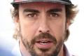 第86回ルマン24時間耐久レースを控え、報道陣のインタビューに応じるトヨタ・ガズーレーシングのフェルナンド・アロンソ（2018年6月15日撮影）。(c)AFP PHOTO / JEAN-FRANCOIS MONIER