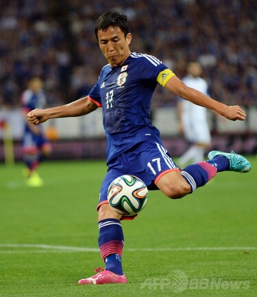 Puma サッカーシューズ ブラック/長谷部 誠選手 フランクフルト 元日本代表 なぜ今日なのかと言えば…」長谷部誠は今季限りの引退を緊急発表した