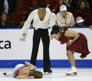 氷上に落下したメリサ グレゴリーは全快の見通し 写真1枚 ファッション ニュースならmode Press Powered By Afpbb News
