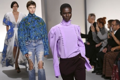 「ジバンシィ」20年春夏