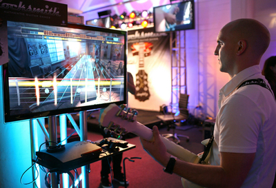 ギターをつないで遊ぶビデオゲーム「Rocksmith」