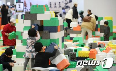 韓国政府、「育児休職給与体系」改編…上限引き上げ、事後支給金廃止を検討