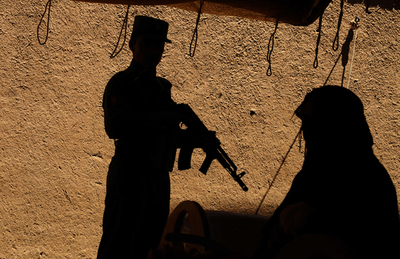 アフガニスタン南部でタリバン攻撃相次ぐ、2日間で死者17人