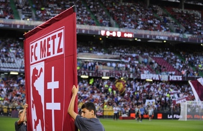 15歳の独サッカー選手が死去 国際ユース大会の乱闘で重傷