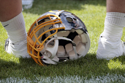 米NFL選手、頭部負傷の研究団体に脳を寄付