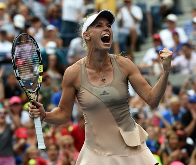 ボズニアツキがシャラポワ破り8強、全米オープン