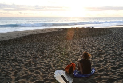 男性がサメに襲われ片脚失う、仏レユニオン島