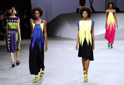 「イッセイ ミヤケ」17年春夏