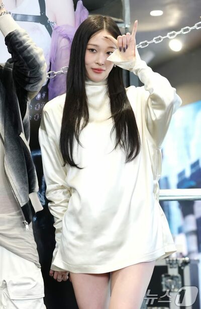 韓流グループ、メンバーは「財閥の孫娘」…配信中に「会長様がお入りになります」というリアル