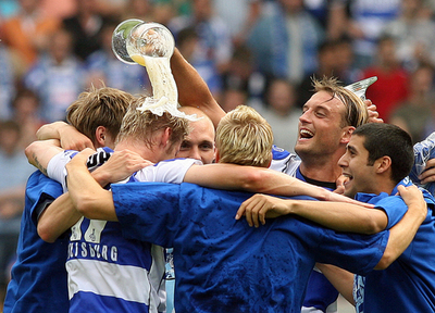 ＜サッカー ブンデスリーガ2部＞デュイスブルク 最終戦に勝利し1部昇格を決める - ドイツ