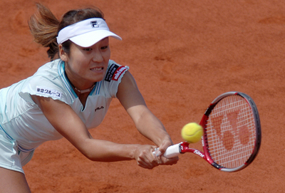 <女子テニス ECMプラハオープン2007>森上 アザレンカの途中棄権により決勝へ - チェコ
