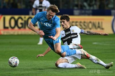 ナポリ引き分けで優勝決められず インテルもドロー