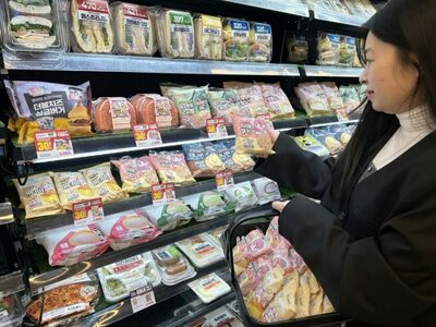 韓国イーマート24、モバイルゲーム「Trickal Revive」とのコラボ商品が大ヒット