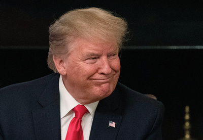 トランプ氏、北朝鮮のミサイル発射「米国への警告ではない」