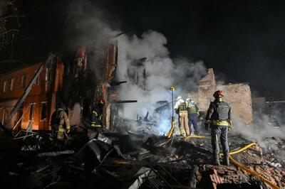 ロシアがウクライナを「狂ったように爆撃」 トランプ氏、不満表明