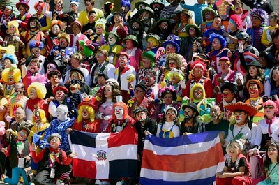 広がる恐怖、ピエロたちが反論「私たちは殺人鬼ではない」 メキシコ