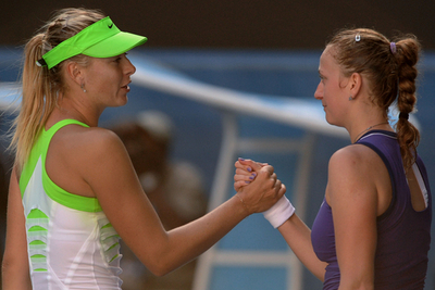 アザレンカとシャラポワが決勝進出、全豪オープン