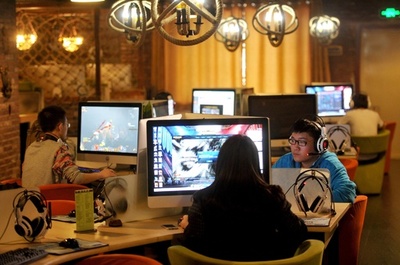 中国の未成年インターネットユーザー、8.8%が5歳前から 報告