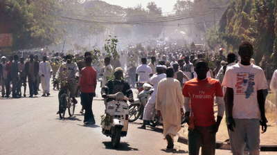 ナイジェリアで連続爆発攻撃と銃撃、8人死亡