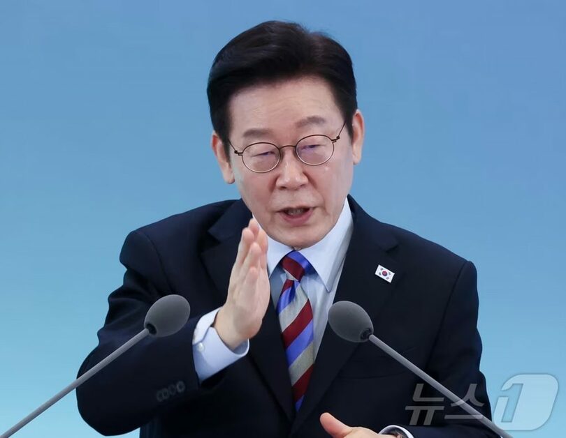 6日、昌原コンベンションセンターで開かれたタウンホールミーティングで発言するイ・ジェミョン（李在明）大統領(c)news1